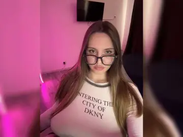 CrisKissa  live sex cam
