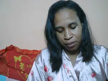 Rsylvia1  live sex cam