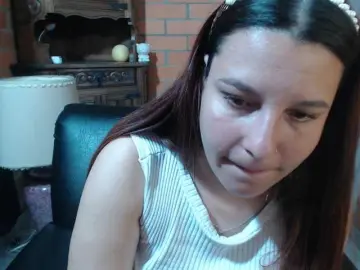 Alexa-kiut  live sex cam