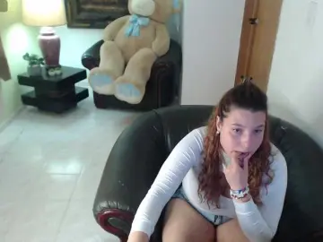 Alexa-kiut  live sex cam