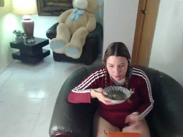 Alexa-kiut  live sex cam