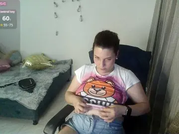 Alexa-kiut  live sex cam