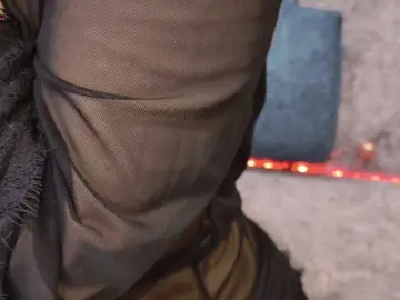 Blackcat142  live sex cam