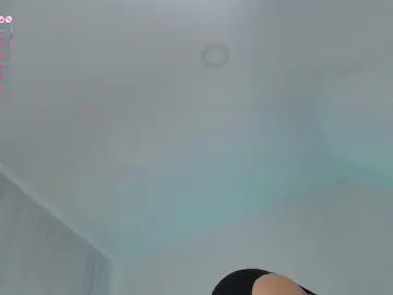 Jessihorny  live sex cam