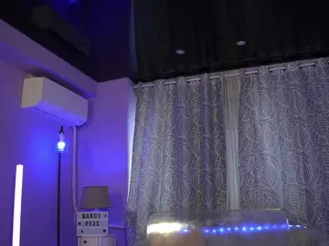 Mandypeas  live sex cam