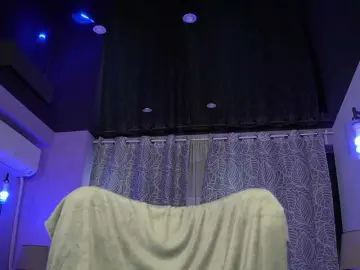 Mandypeas  live sex cam