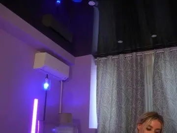 Mandypeas  live sex cam