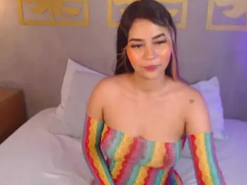 Megan-rossee  live sex cam