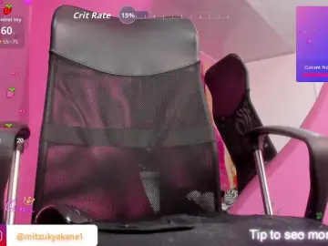 Mitzukywinteer  live sex cam
