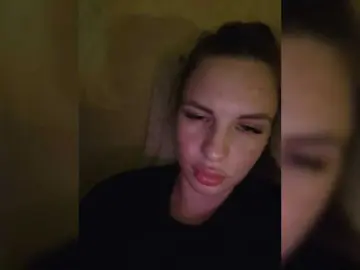 Nevinovnaya69  live sex cam