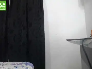 Susana254  live sex cam