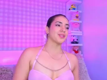 BellaSaint  live sex cam