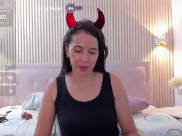Christinee  live sex cam