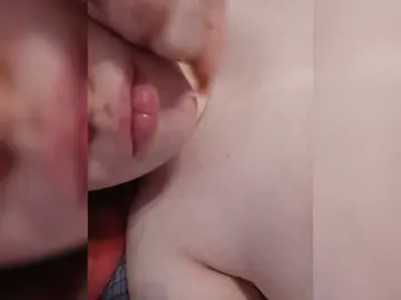 DorisRed  live sex cam