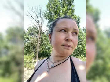 NERVOMOTINA  live sex cam