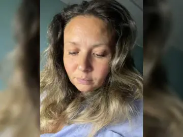 NERVOMOTINA  live sex cam