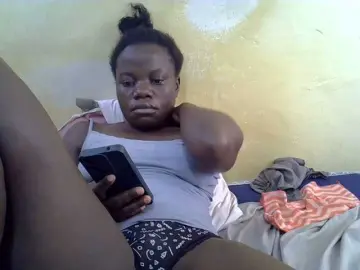 Pretty-doll  live sex cam