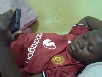 Pretty-doll  live sex cam