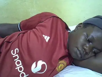 Pretty-doll  live sex cam