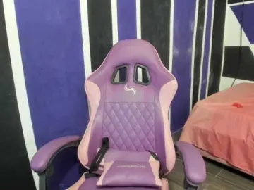 Skarleth018  live sex cam