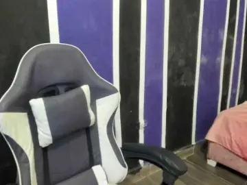 Skarleth018  live sex cam