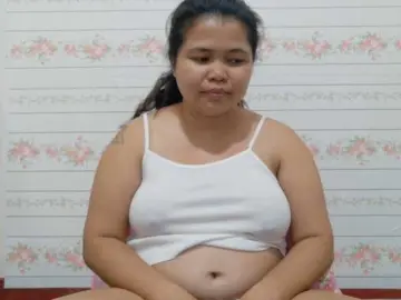 Sweetbigtits69  live sex cam