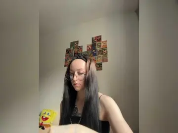 Krisskiss21  live sex cam