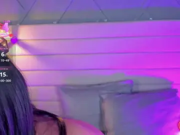 Cherry-blooms  live sex cam
