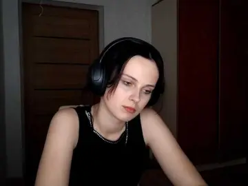 DelfinaStrauss  live sex cam