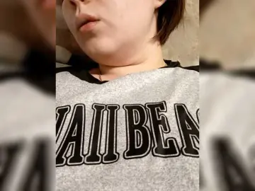 FoxyLoVe01  live sex cam