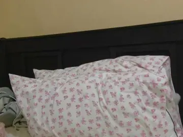 Kinky-1  live sex cam