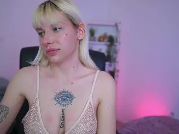 NadiaTiger18  live sex cam