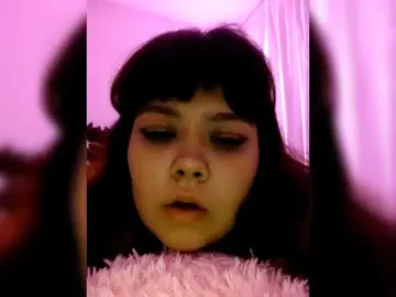 NessiePolly  live sex cam