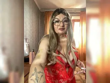 SVETIKBOMBOCHKA  live sex cam