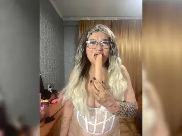 SVETIKBOMBOCHKA  live sex cam