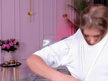 SilverEyesz  live sex cam