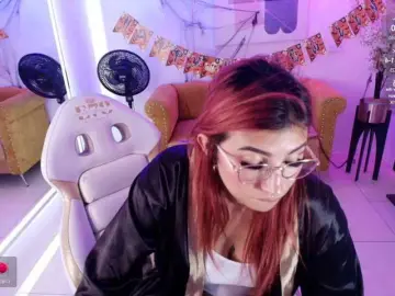 Sofi-monroeee  live sex cam