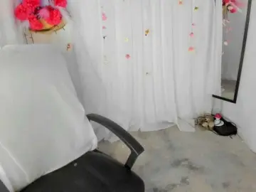 Yelina  live sex cam