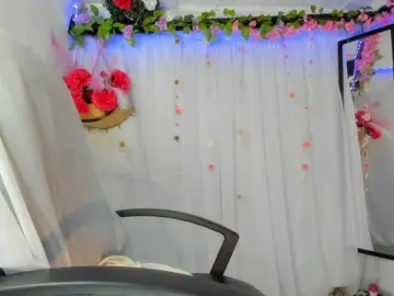 Yelina  live sex cam