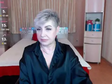 Sexy-milffa  live sex cam
