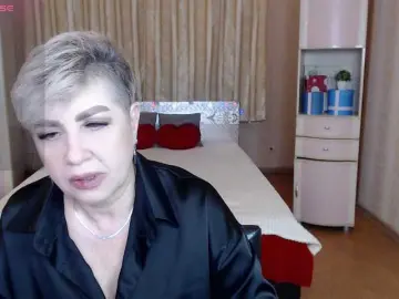 Sexy-milffa  live sex cam