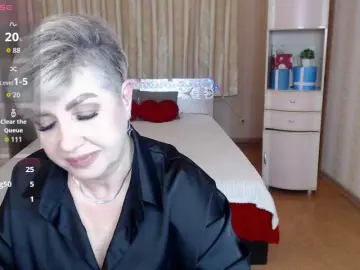 Sexy-milffa  live sex cam