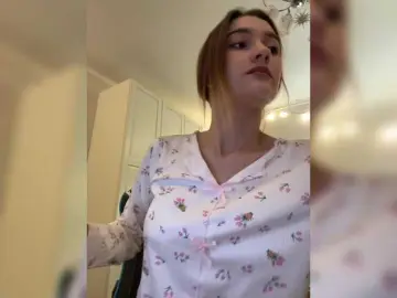 -Lana-Chester-  live sex cam