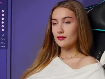 -Lana-Chester-  live sex cam