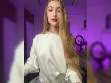 -Lana-Chester-  live sex cam