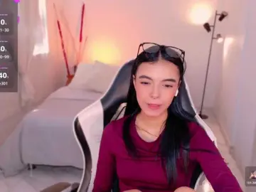 AnabelWolf  live sex cam