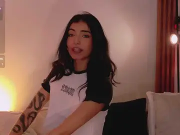 AnabelWolf  live sex cam