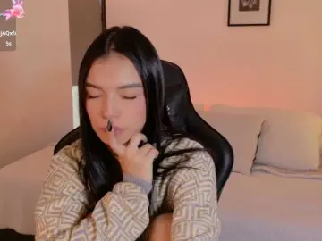 AnabelWolf  live sex cam