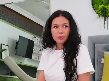 AnneRey  live sex cam