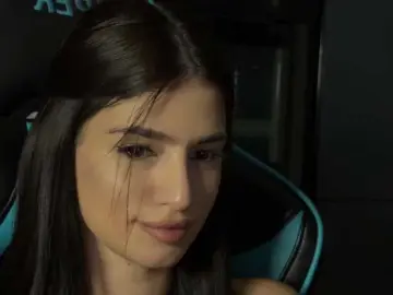 Honey-Trapp  live sex cam
